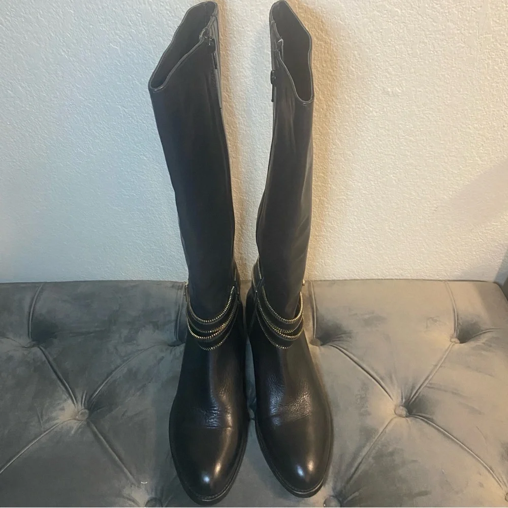 NWOB Heyraud Knee High Black Leather Boots With Gold Hardware - Size 40